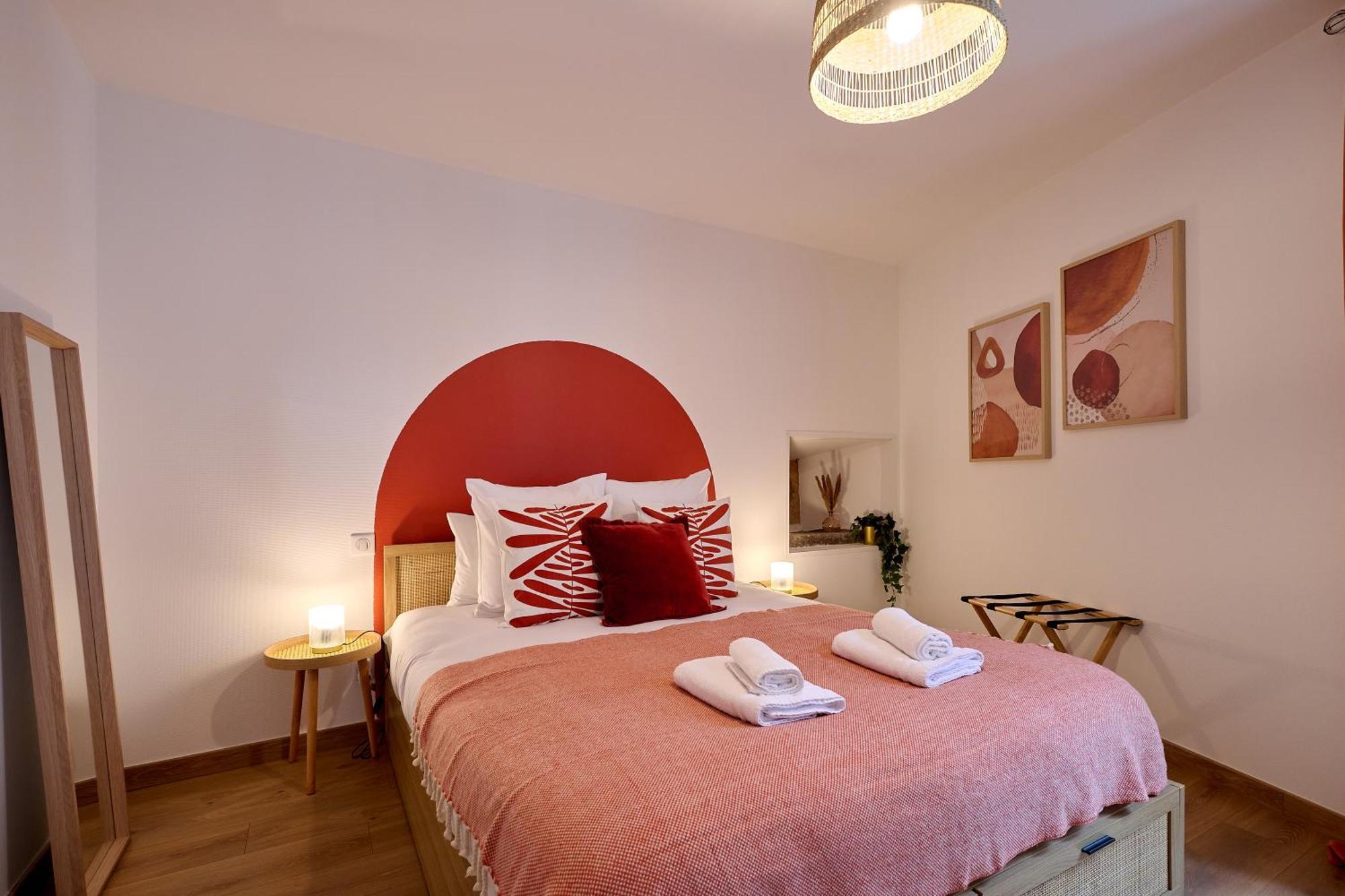 Апартаменты Le Oliva Chez Les M By Primo Conciergerie Невер Экстерьер фото