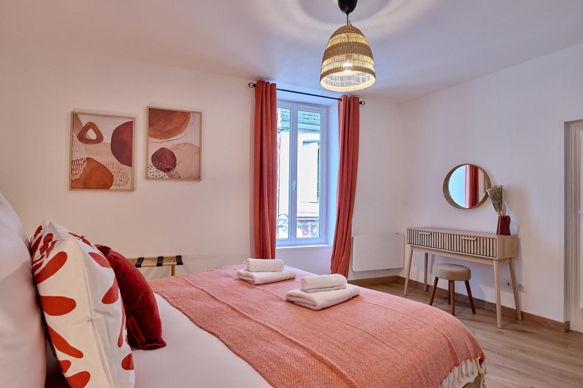 Апартаменты Le Oliva Chez Les M By Primo Conciergerie Невер Экстерьер фото